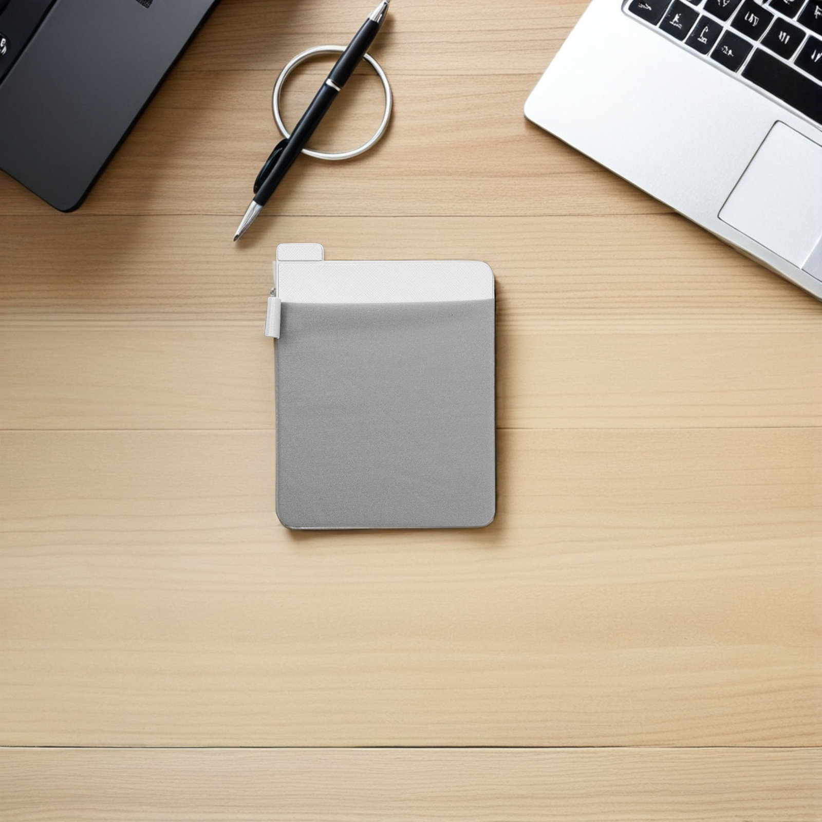 Borsa porta mouse autoadesiva  - Laptop Accessories Officeworks recensione e prezzo