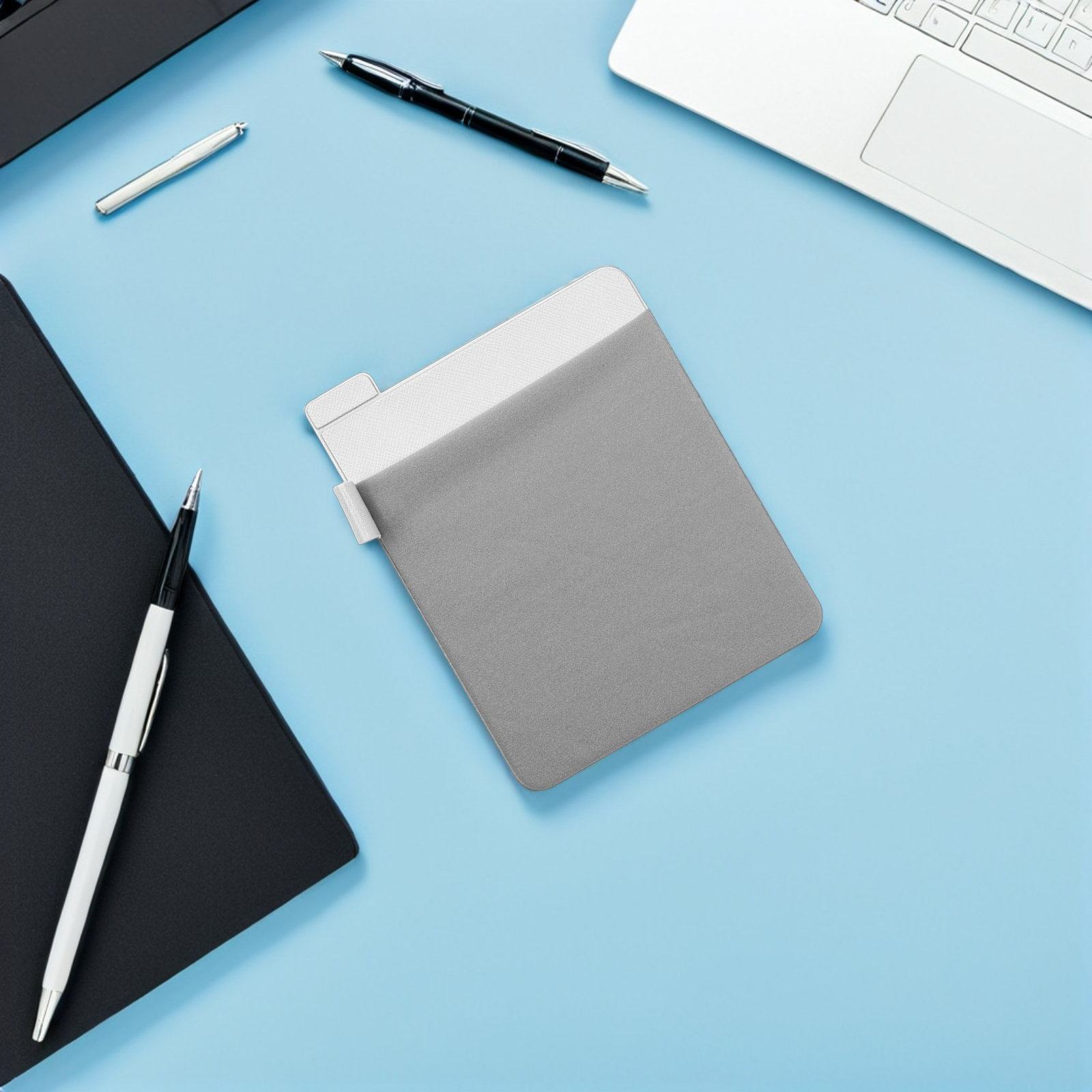 Borsa porta mouse autoadesiva  - Laptop Accessories Officeworks recensione e prezzo
